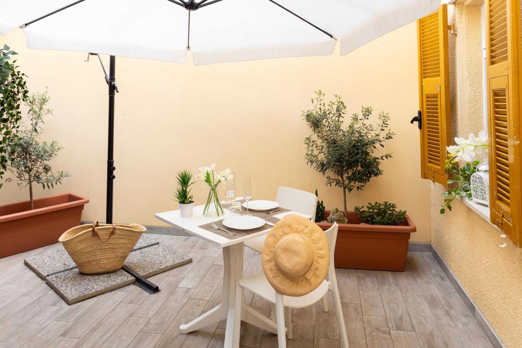 Residence Finale Bike And Beach Finale Ligure Exterior photo
